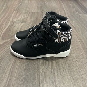 Reebok hightops tennis shoes sneakers